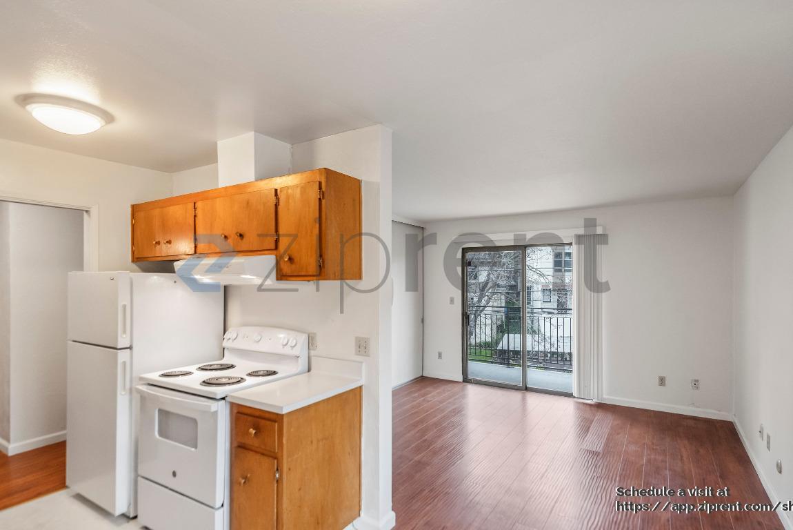 Building Photo - 321 Athol Ave