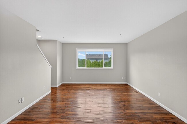 Building Photo - 2623 SE 109th Ave