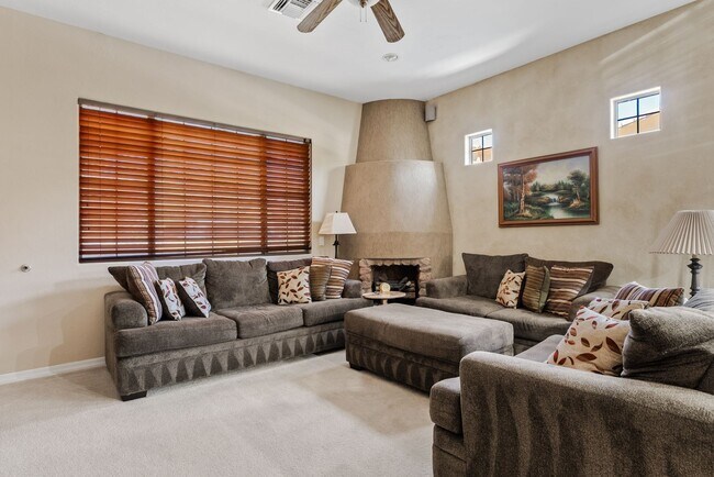 Building Photo - For Rent | 2 Bed | 2 Bath | Desert Dawn Condo in Toscano Villas