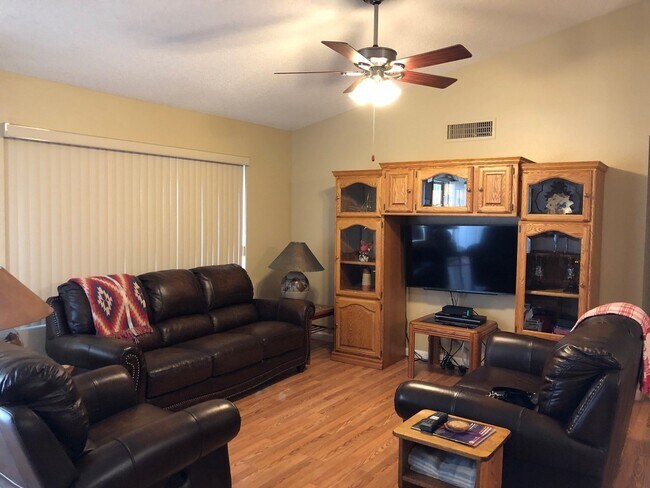 Building Photo - Lovely Home in 45+ Active Adult Community of Leisure World.  Available April through October 2026!