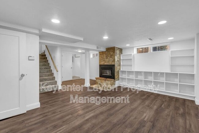 Building Photo - 1687 Rushton St