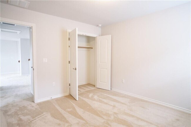 Building Photo - 14110 McCoy Lp