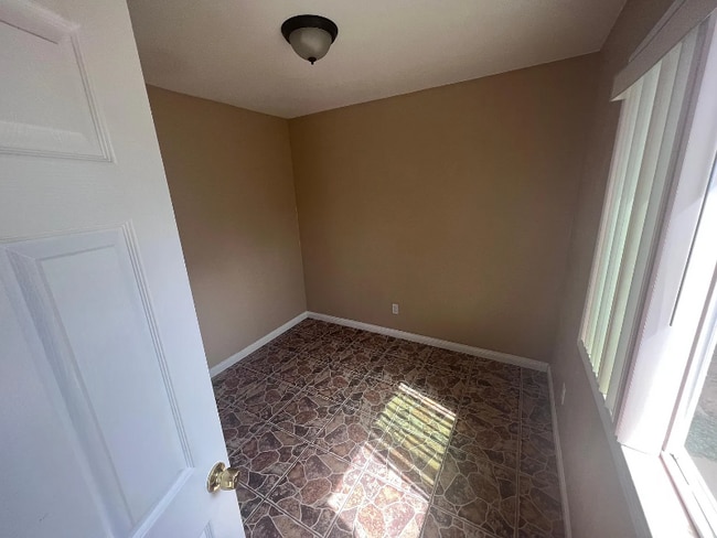 Building Photo - 3058 Murray Ln