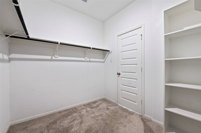 Building Photo - 719 Sandy Bay Ln