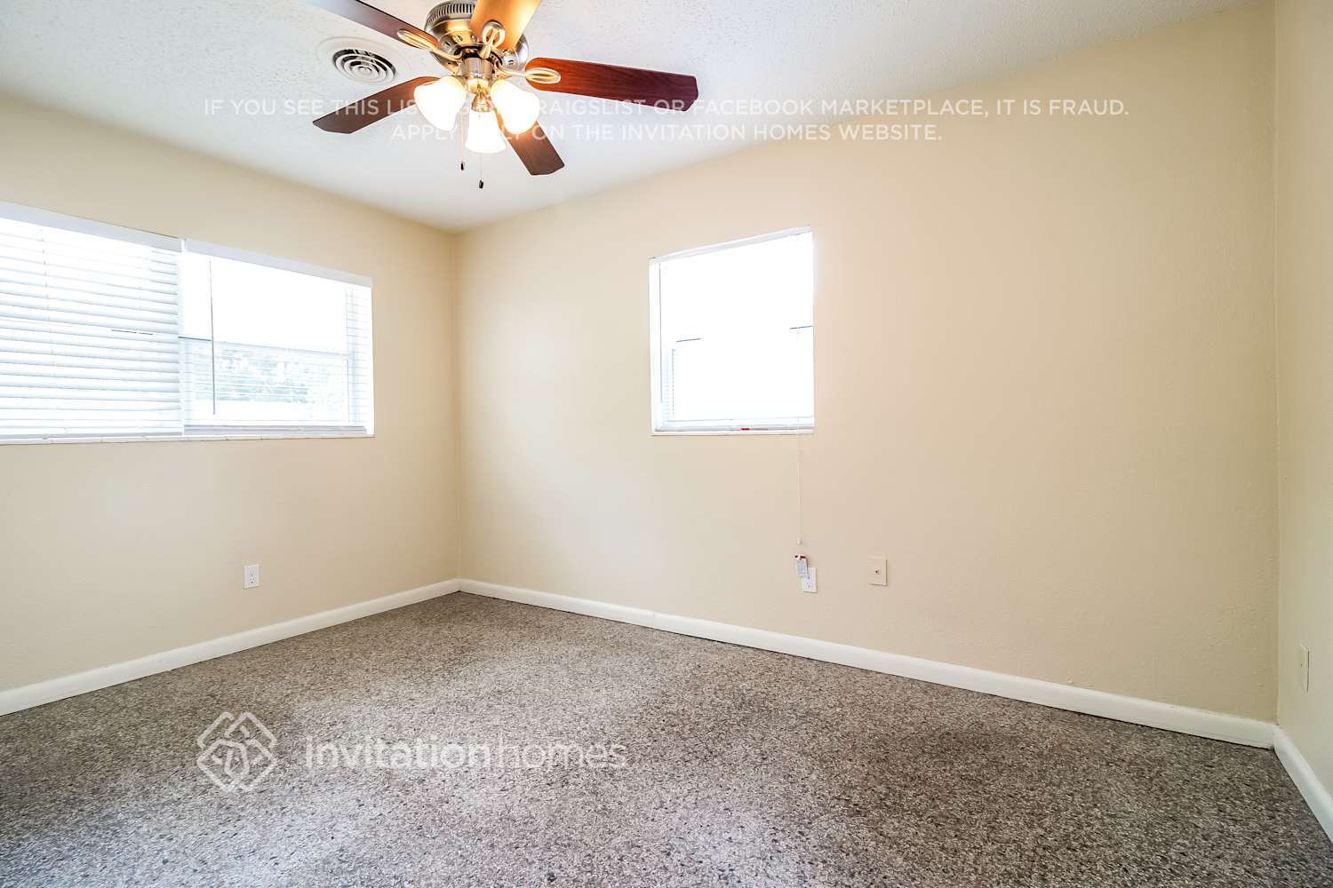 Building Photo - 1546 Peruvian Ln