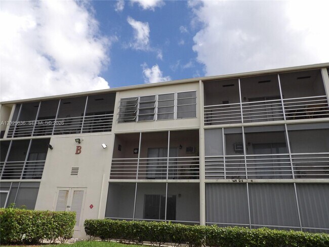 Building Photo - 77 Preston Way
