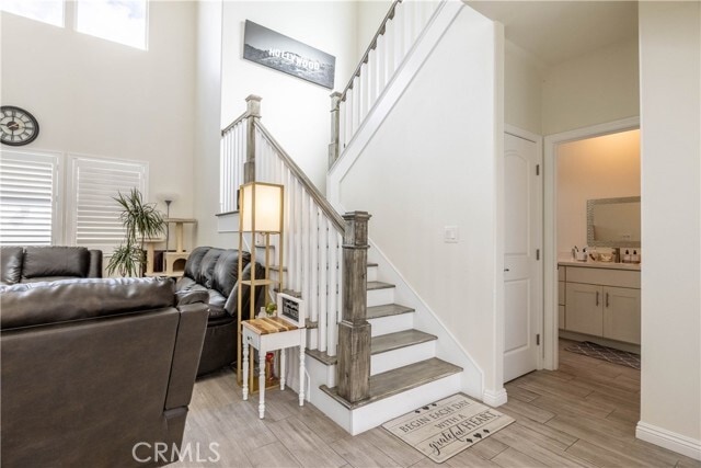 Building Photo - 12751 Hazel Ave