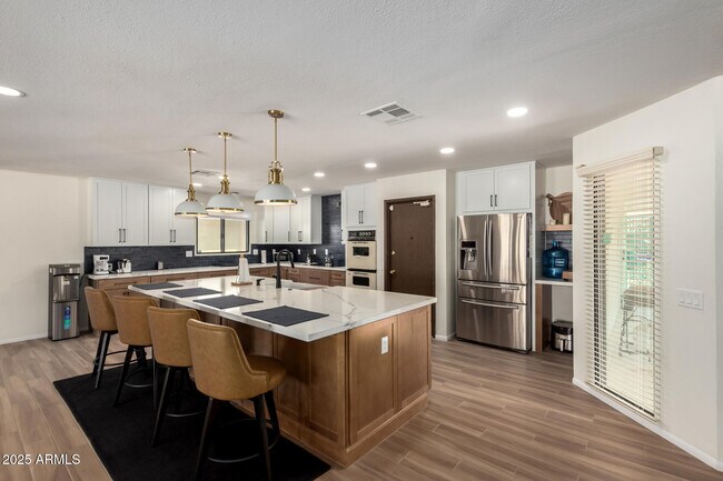 Building Photo - 12646 W Limewood Dr