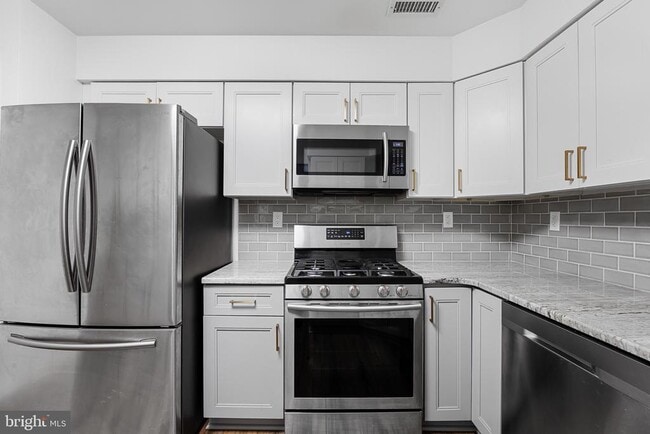 Building Photo - 4707 Aberdeen Ln