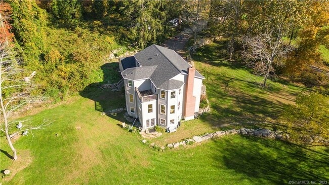 Building Photo - 82 Fowler Rd