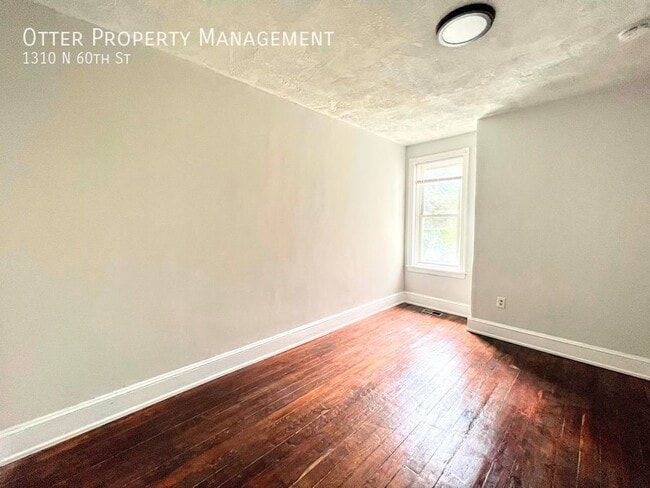 Building Photo - 1310 N 60th St