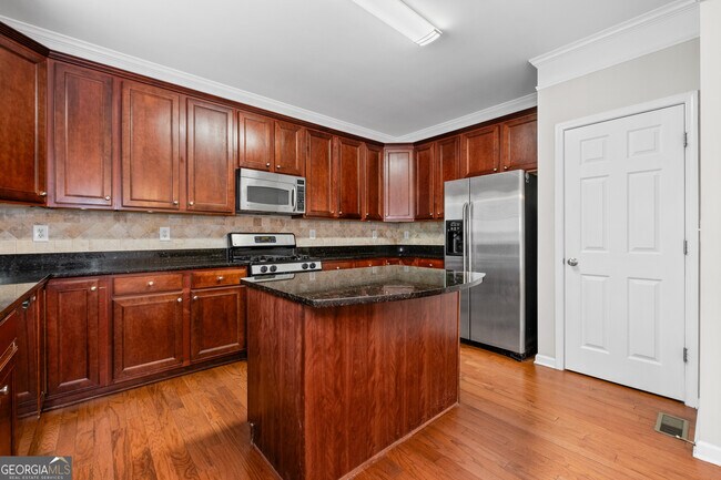 Building Photo - 4720 Wehunt Trail