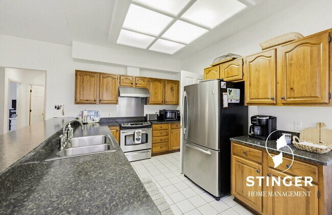 Building Photo - 144 Locust Fence Rd