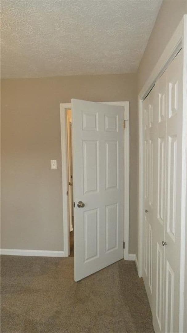 Building Photo - 2 Bed/1 bath single family home in Forsyth...