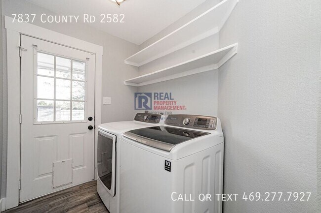 Building Photo - 7837 Co Rd 2582