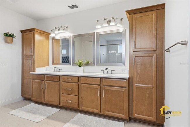 Building Photo - 10254 Beechwood Ln