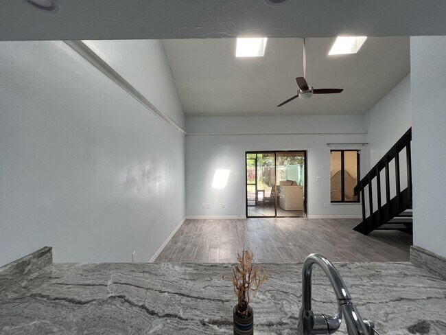 Building Photo - 12355 Fox Hound Ct