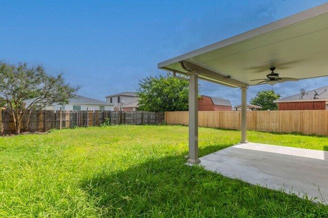 Building Photo - Right Around the Corner, Near Everywhere Y...