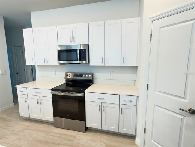 Building Photo - 2318 Allium Roseum Ln