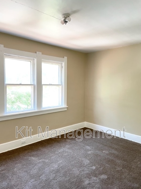 Building Photo - 3722 Homewood Ave