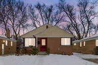 Building Photo - 1512 Mulford St