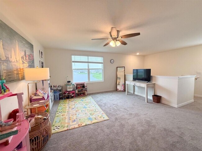 Building Photo - 10744 Chippewa Dr