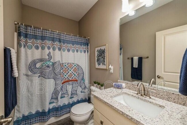 Building Photo - 9366 Primo Ln