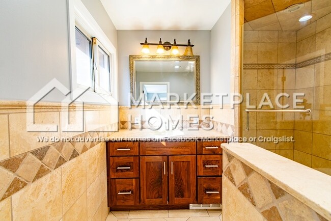 Building Photo - 3301 Brewer Dr