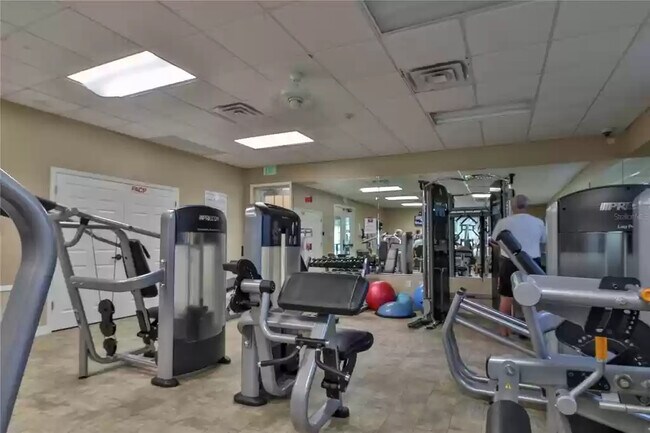 Building Photo - 7230 Hamilton Rd