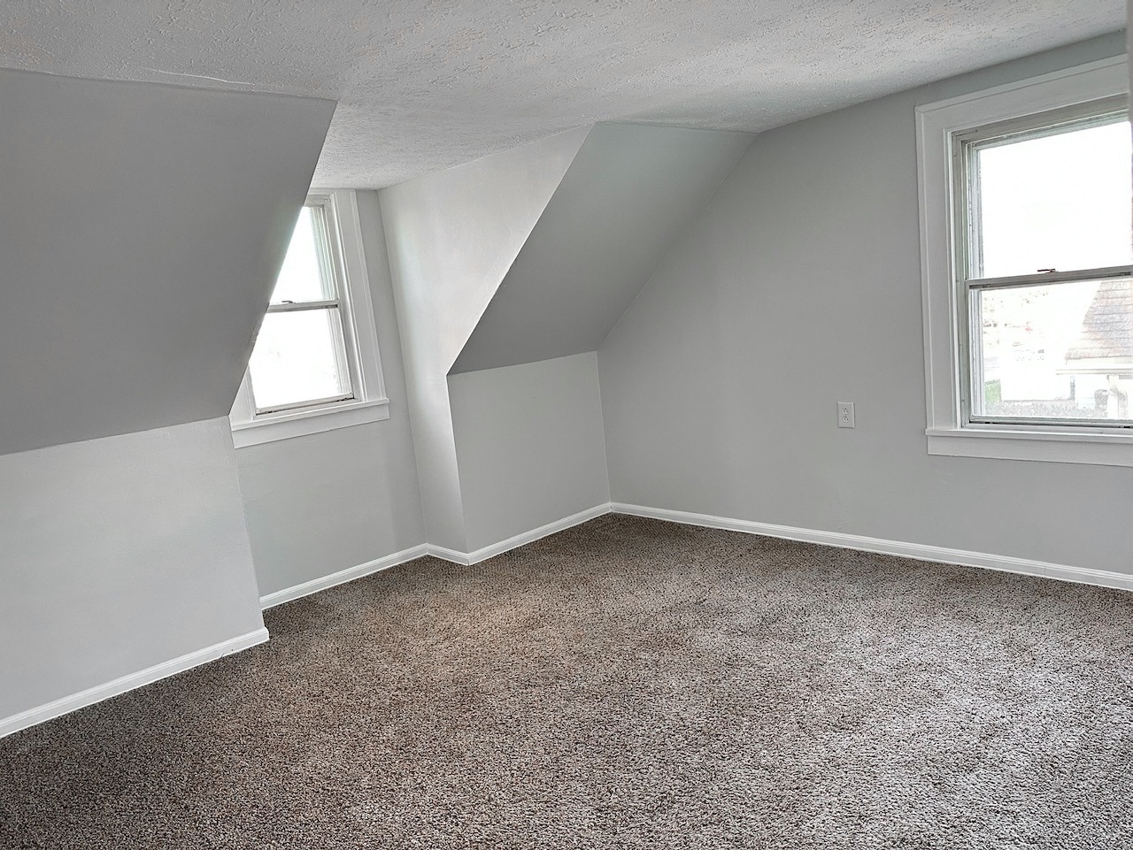 Building Photo - 222 W Union St