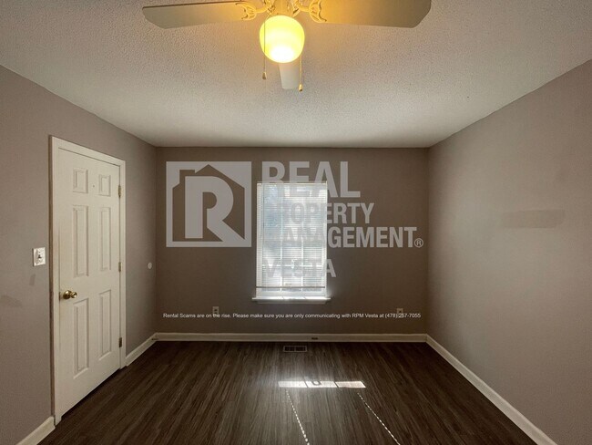 Building Photo - 1257 Boone St