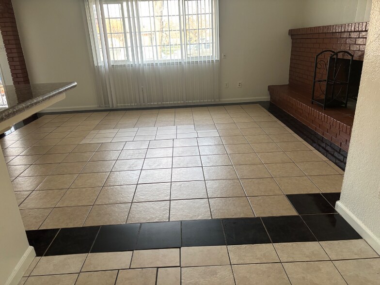 Building Photo - 26 Nedra Ct