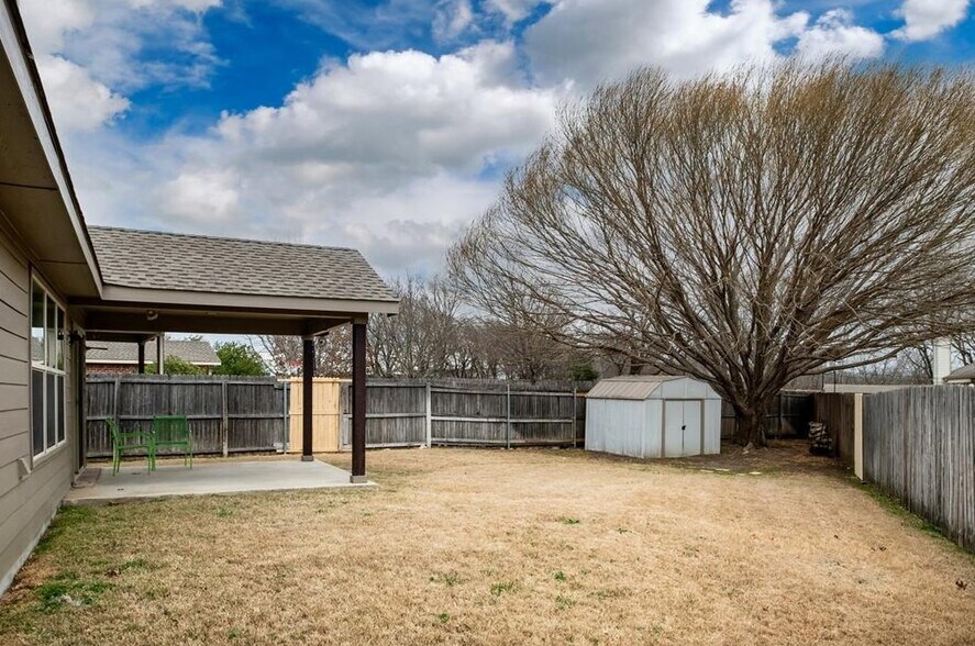 Building Photo - 5908 Stirrup Iron Dr