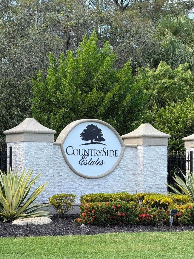 Building Photo - 5029 Forest Dale Dr