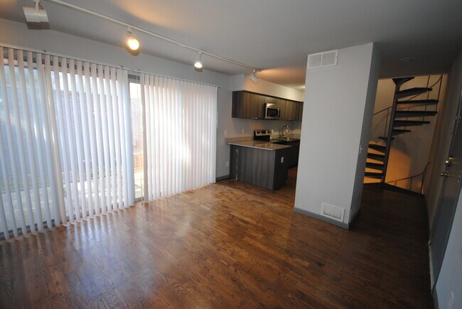 2 Bedroom - Renovated - Fritz Lofts