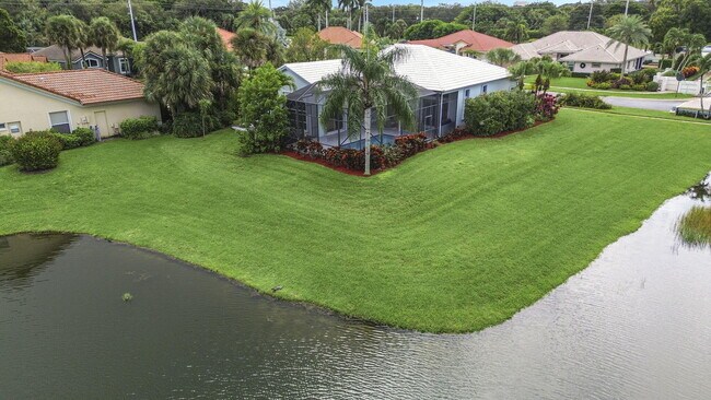 Building Photo - 9070 Cypress Hollow Dr
