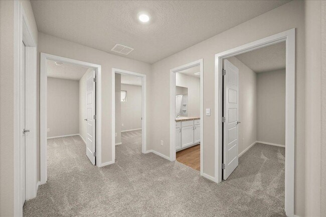 Building Photo - Beautiful Liberty Lake DR Horton Home!