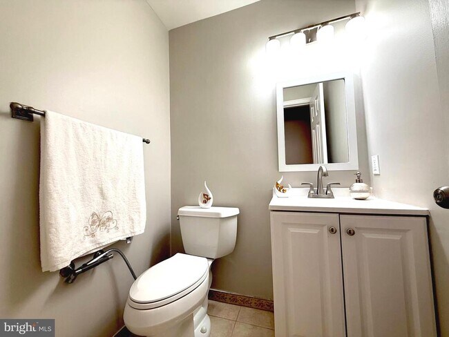 Building Photo - 4235 Sleepy Lake Dr