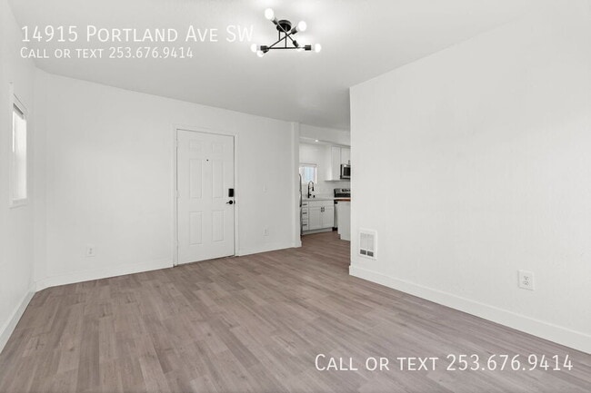 Building Photo - 14915 Portland Ave SW