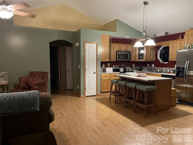 Building Photo - 607 Jane Sowers Rd