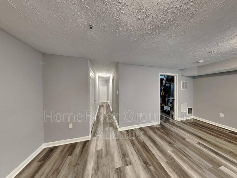 Building Photo - 5543 E Boniwood Turn