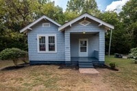 Building Photo - 621 Park Cir