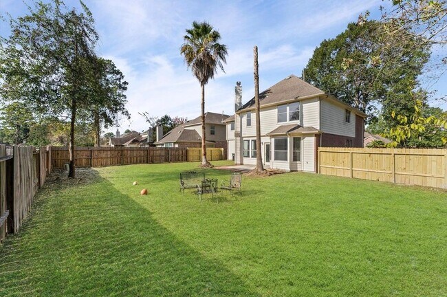 Building Photo - 2830 Fern Hill Dr