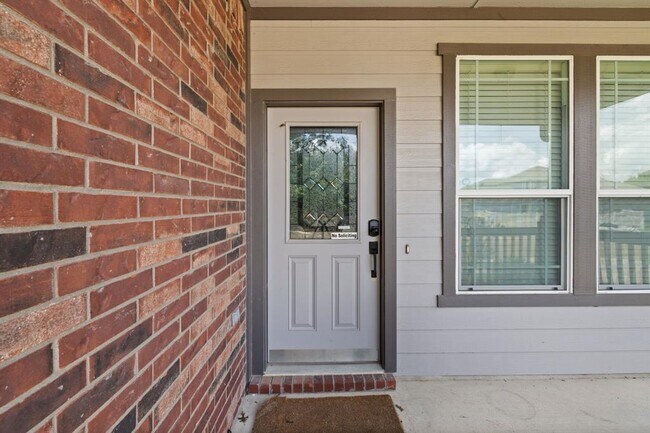 Building Photo - 1821 Indian Lodge Dr