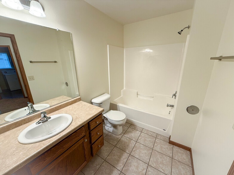 Building Photo - 4314 Black Ct