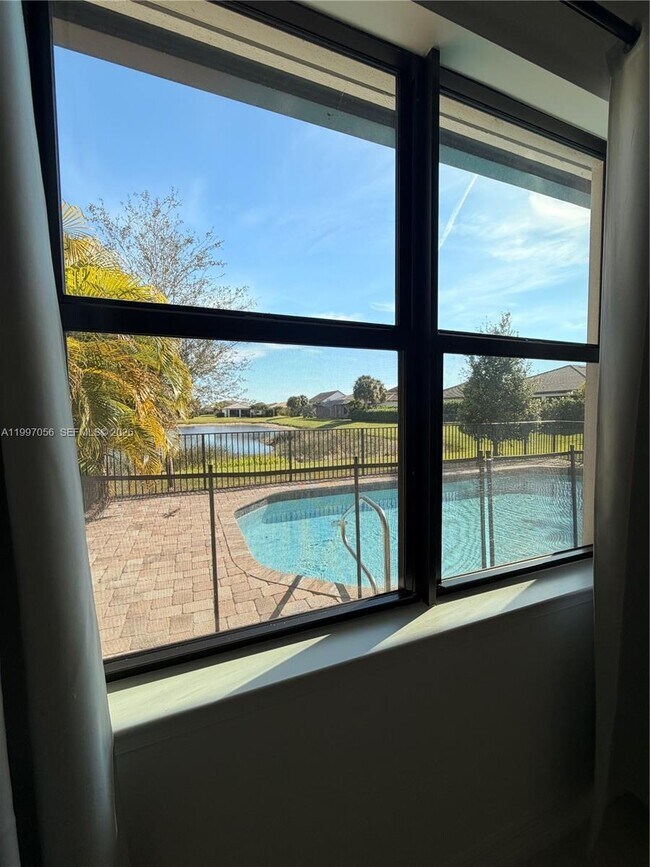 Building Photo - 5026 Piaffe Dr