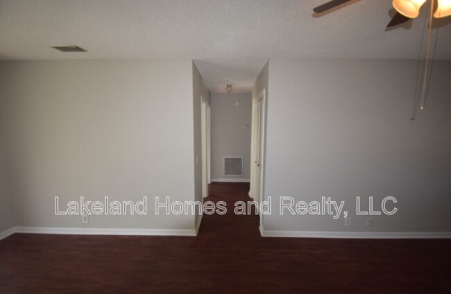 Building Photo - 145 Audubon Rd