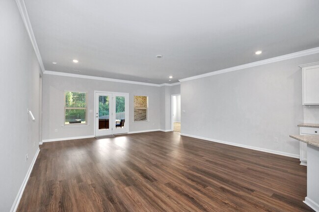 Building Photo - 157 High Leaf Dr