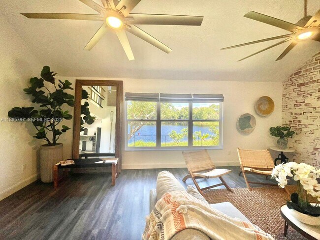 Building Photo - 4700 Regina Dr