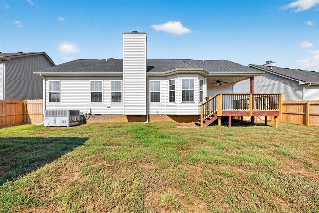 Building Photo - 3534 Southwood Dr